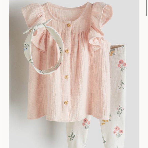 H&M Matching Sets Hm Baby Girl Clothing Set Poshmark